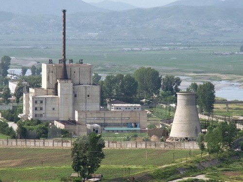 North Korea makes progress in light-water reactor construction  - ảnh 1